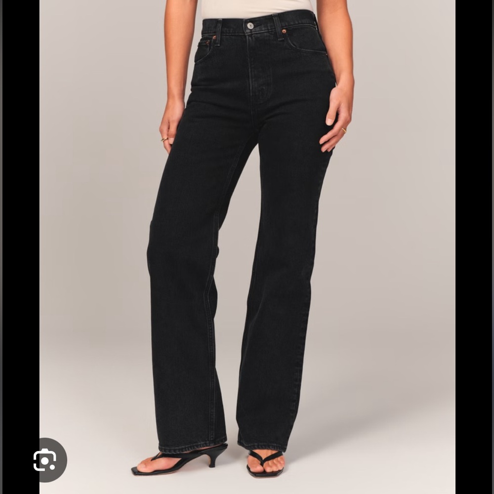 Abercrombie & Fitch High Rise 90s Relaxed Jean in Black Sz 27